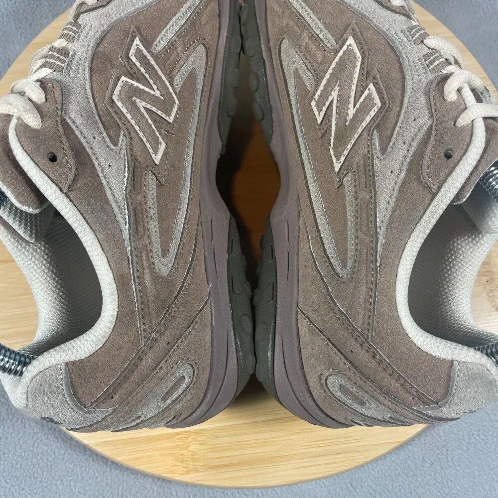 New Balance 204L Womens US Size 8.5 D Mushroom Arid Stone Casual Shoes U204LMMA